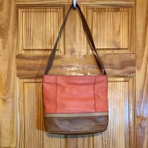 The Sak De Young Premium Leather Hobo Bag in Two-Tone Color- nectar/tan